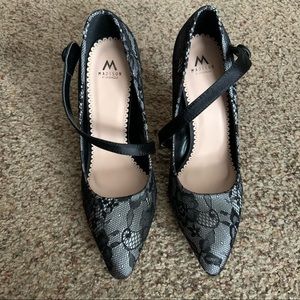 🆕 MADISON by Shoedazzle Black lace Heels